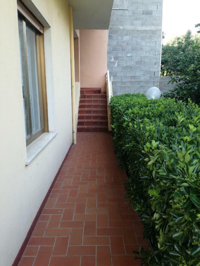 Casa Vacanze Da Roberta A Pochi Km Da Oristano Simaxis Exterior photo